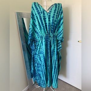 Swimsuit cover-up. Quick dry fabric, tie waist